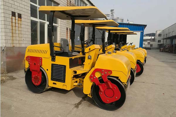 <a href='http://www.gangka.com.cn' target='_blank'>壓路機(jī)</a> <a href='http://www.gangka.com.cn' target='_blank'>壓路機(jī)</a>